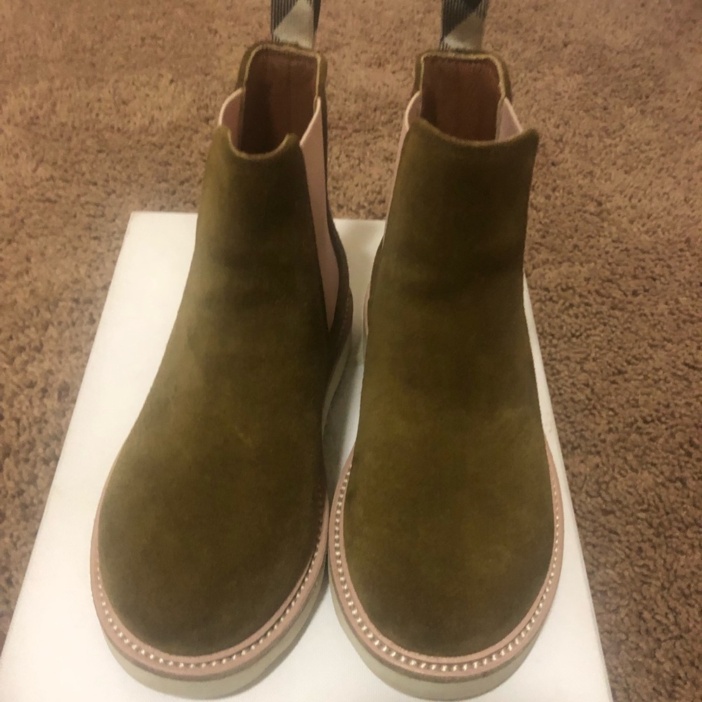 Burberry Kids Chelsea Boots Size 11 US $80